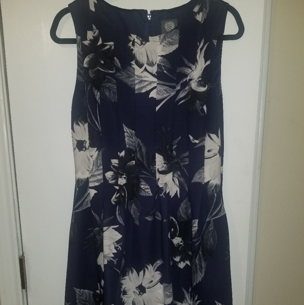 Vince Camuto Fit and Flare Stretchy Floral Dress Size 12